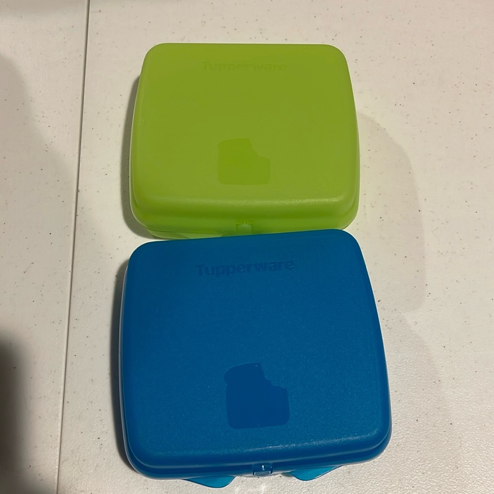 Tupperware Sandwich Containers